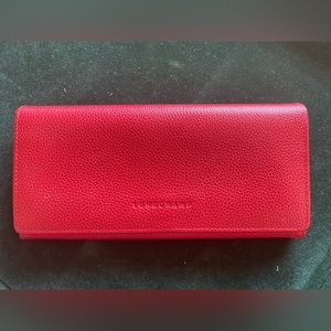 Longchamp Le Foulonne Pebbled Leather wallet